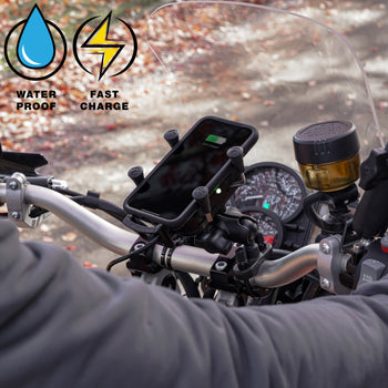 RAM-B-149Z-A-UN12W-V7M-1:RAM-B-149Z-A-UN12W-V7M-1_5:RAM Tough-Charge™ 15W Waterproof Wireless Charging Motorcycle Mount
