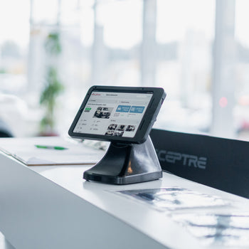 RAM-GDS-DOCK-D10K-U5-C:RAM-GDS-DOCK-D10K-U5-C_5:GDS Uni-Conn™ Powered Kiosk Dock with Release Button & USB-C