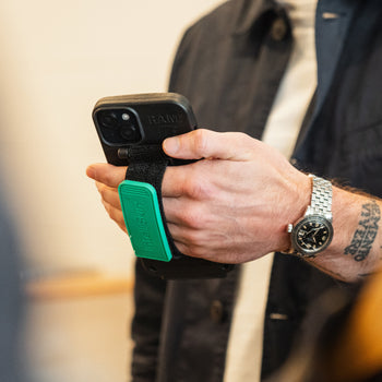 RAM-GDS-HS4MU:RAM-GDS-HS4MU_5:GDS® Magnetic Hand Strap for Phones with IntelliSkin® or RAM® Skin™