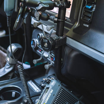 RAM-HOL-UN10-400-2U:RAM-HOL-UN10-400-2U_6:RAM X-Grip Large Phone Mount with Low-Profile Small Tough-Claw™