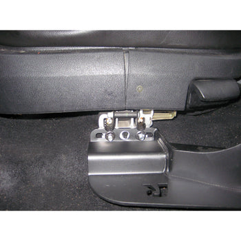 RAM-VB-174:RAM-VB-174_4:RAM® No-Drill™ Vehicle Base for '98-07 Volkswagen Beetle