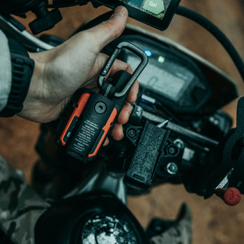 RAP-B-202-GA76-TRA1U:RAP-B-202-GA76-TRA1U_6:RAM Track Ball™ Double Ball Mount with Garmin Spine Clip Holder
