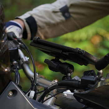 RAM-149Z-B-202U:RAM-149Z-B-202U_3:RAM Handlebar U-Bolt Double Ball Mount with Round Plate - C Size Short